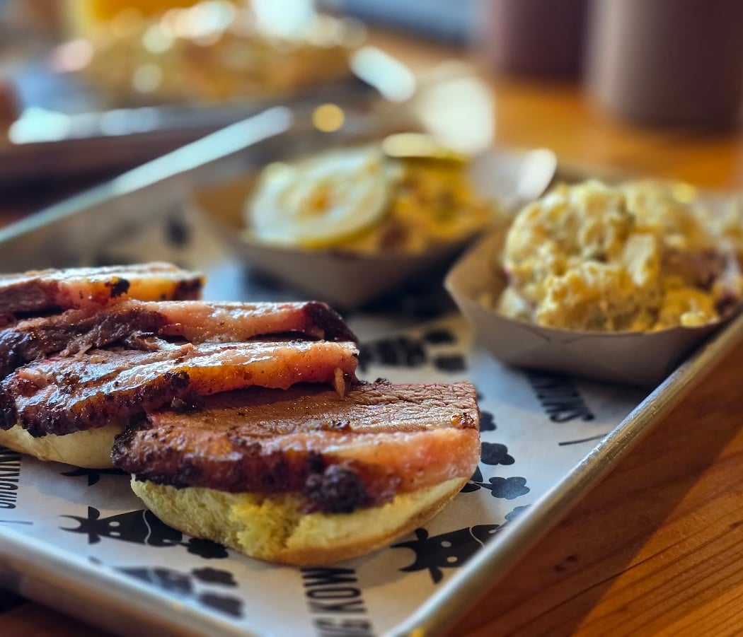 Smoking Kow BBQ 1